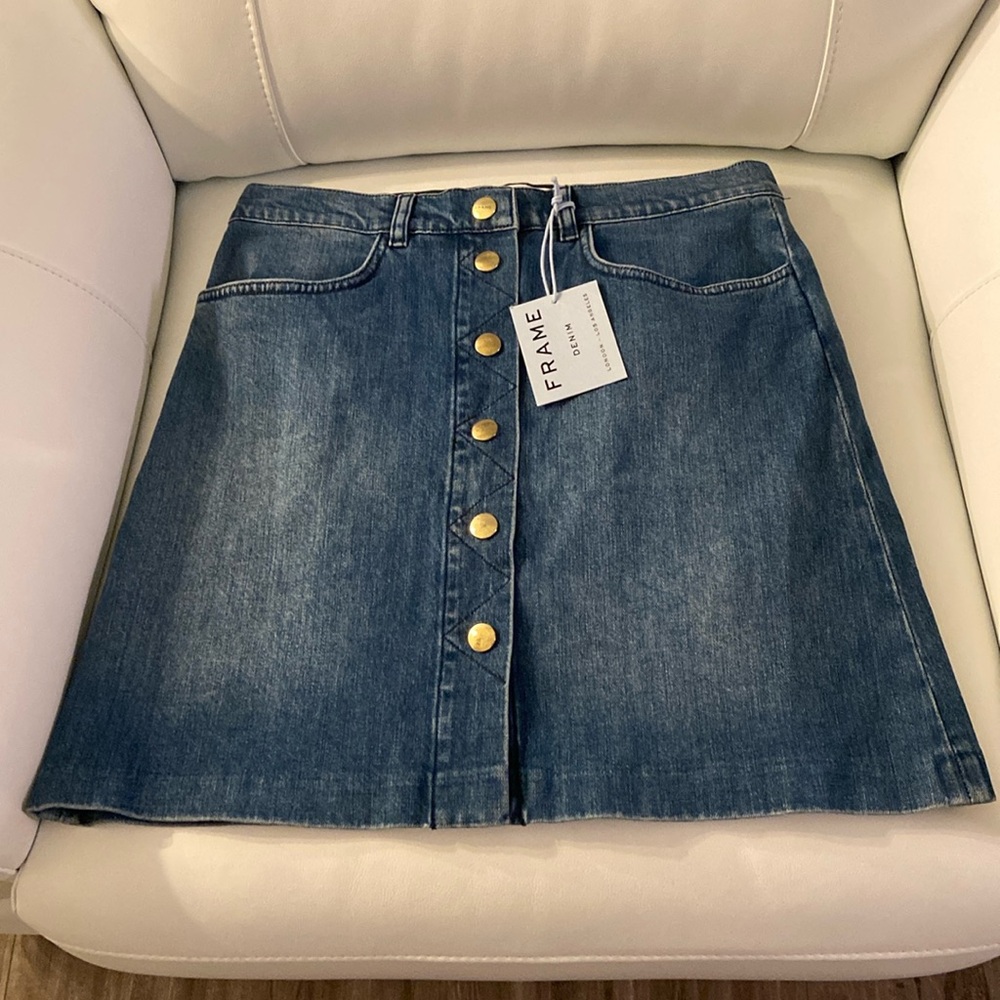 NWT FRAME Claire Button Front Denim Mini Skirt size 28